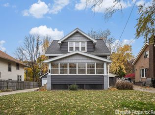 664 Ferris St NW, Grand Rapids, MI 49544