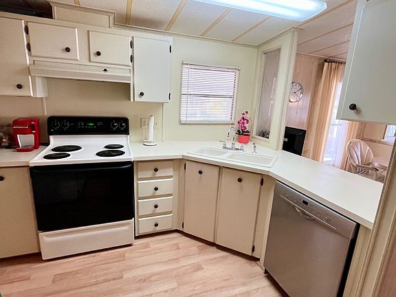 2nd image of 9753 Spyglass Ct #55H