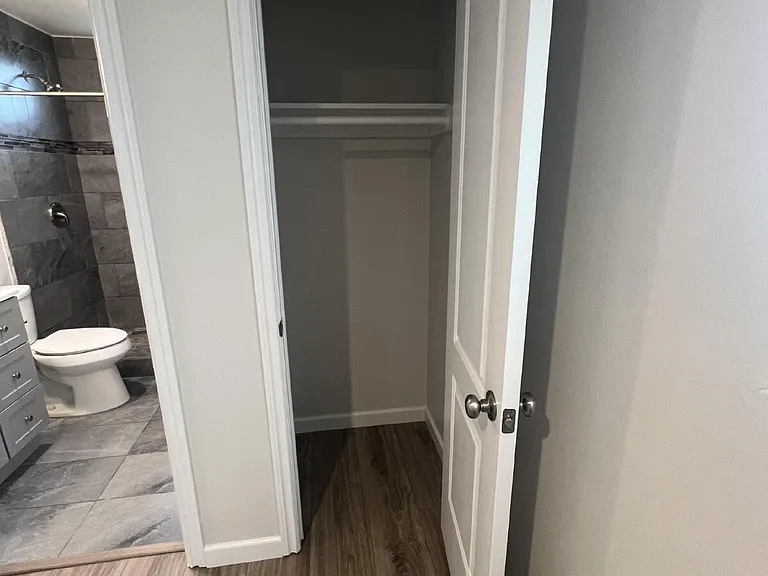 404 Highland Dr — Photo 13