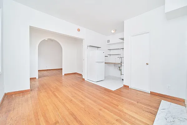 Rented by Living New York | media 13