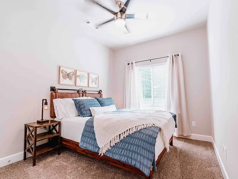 406 NW Retreat Ln — Photo 13