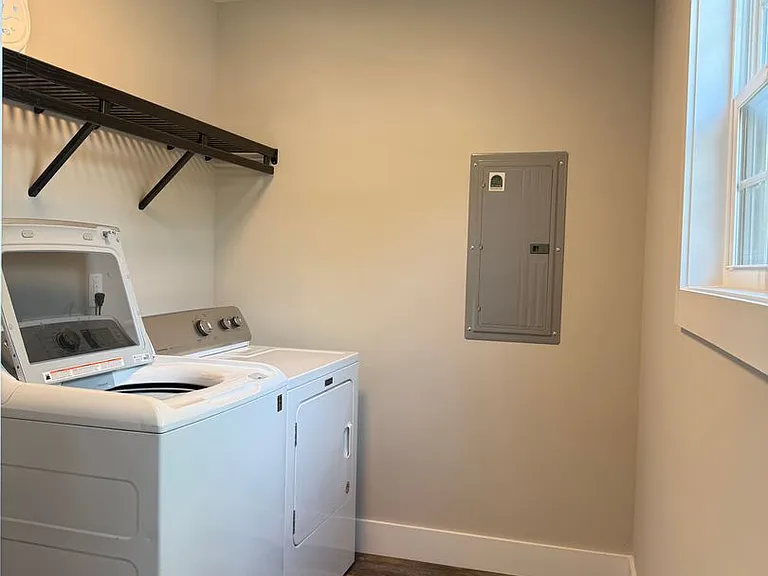 88 Atkins Dr — Photo 17