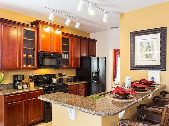 4th image of 8017 Acadia Estates Ct