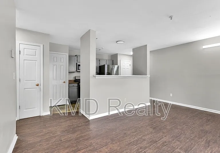 1638 Arlyn Cir #A — Photo 4