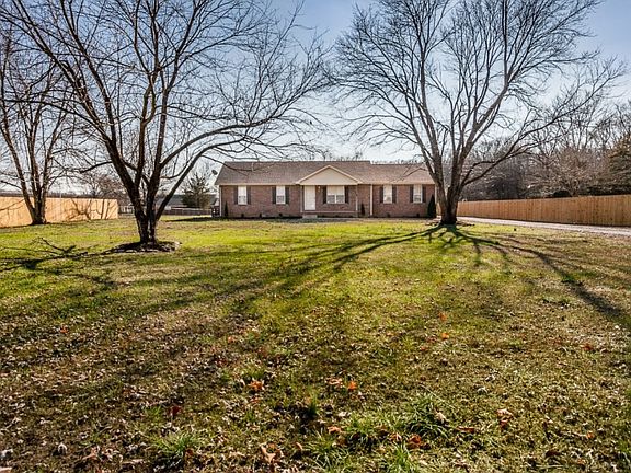 4th image of 4907 Cloverhill Dr