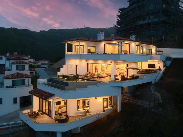 211 Mar De Cortez, Avalon, CA 90704