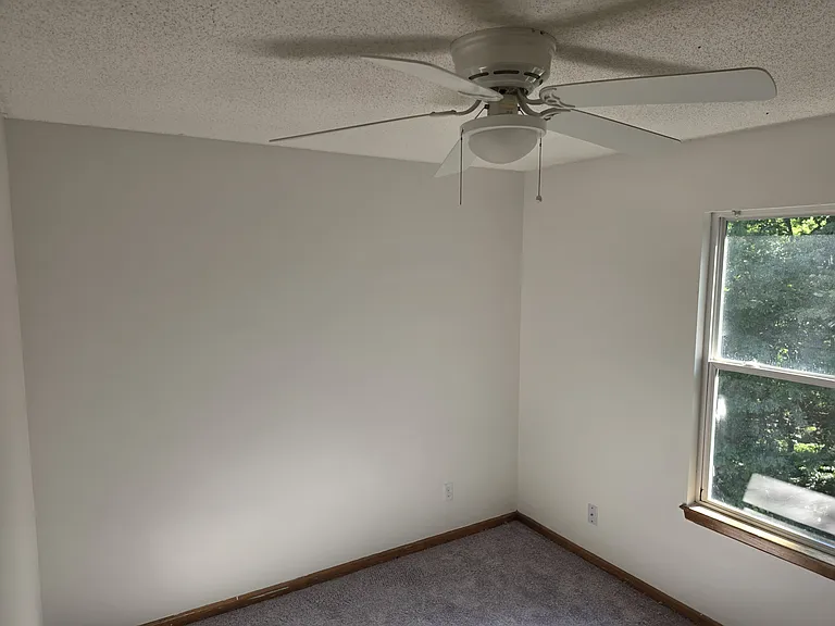 1857 Chickadee Dr — Photo 13