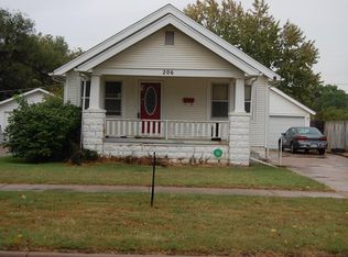 206 N Gordon St, Wichita, KS 67203