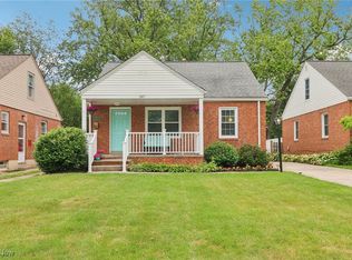 347 Huntmere Dr, Bay Village, OH