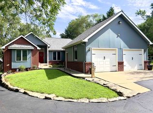 2002 E Chestnut Ave, Arkansas City, KS 67005