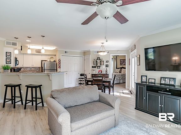 4th image of 6194 State Highway 59 APT R6