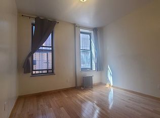 279 Broome St #1B, New York, NY 10002