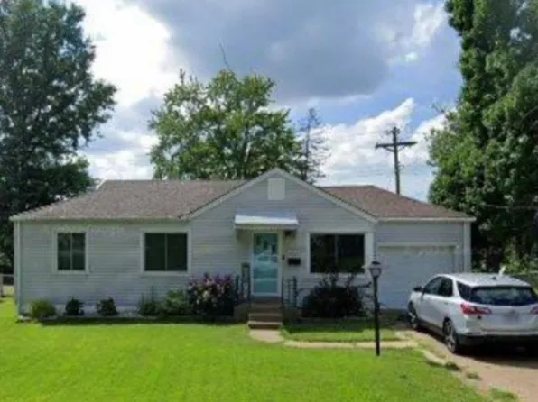 10135 Dwight Dr, Saint Louis, MO 63137
