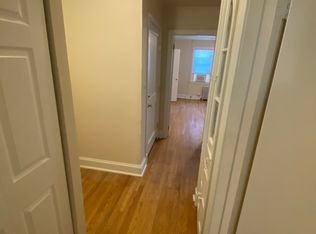 2204 40th Pl NW APT 3, Washington, DC 20007