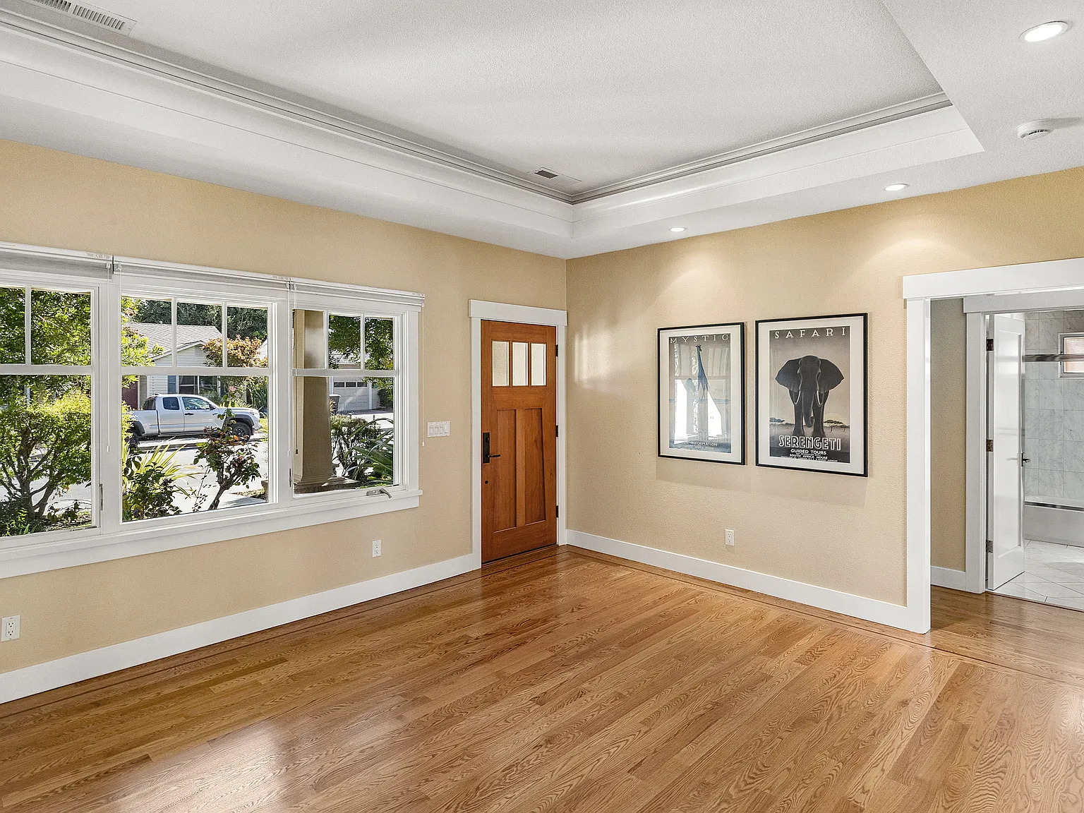3 bed, 1709 sqft, $8,000 — Photo 4