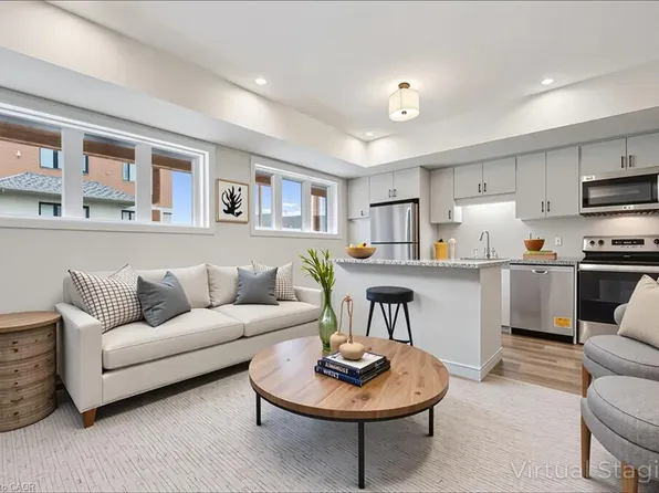 15 Stauffer Woods Trl #7, Kitchener, ON N2P 0L1