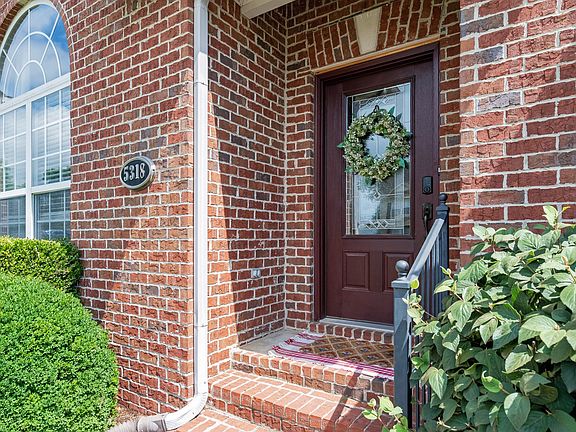 3rd image of 5318 Cloister Dr