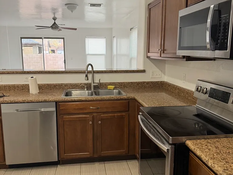 7013 S Blueeyes Dr — Photo 8