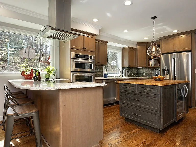506 Bayberry Dr — Photo 16
