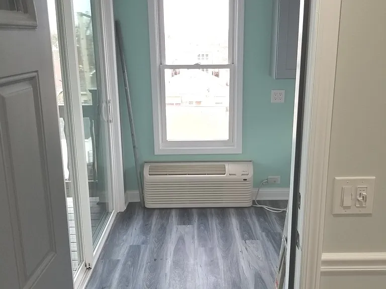 2315 N Merrimac Ave #2 — Photo 32