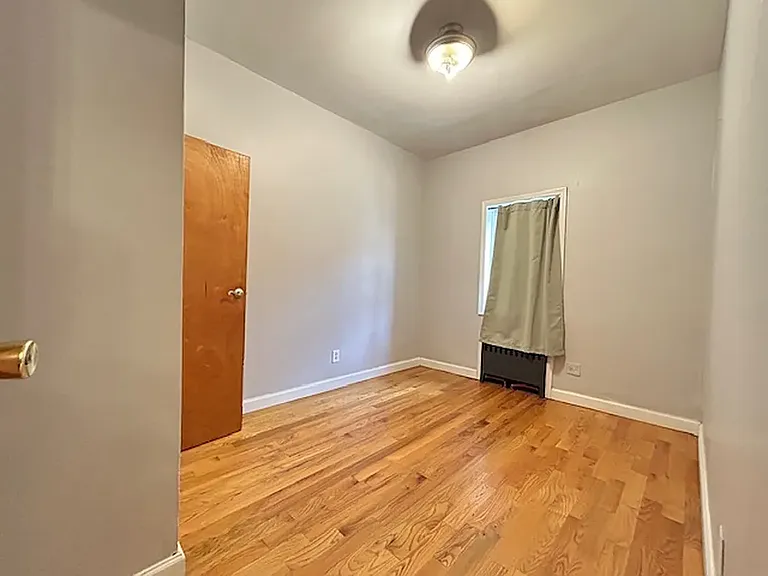 99 Albany Ave #1 — Photo 5