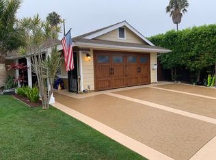 16672 Fountain Ln, Huntington Beach, CA 92647