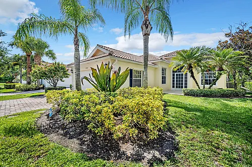 8188 Rosalie Ln Photo 1