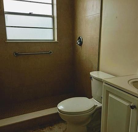 5th image of 13 Canterbury A #A