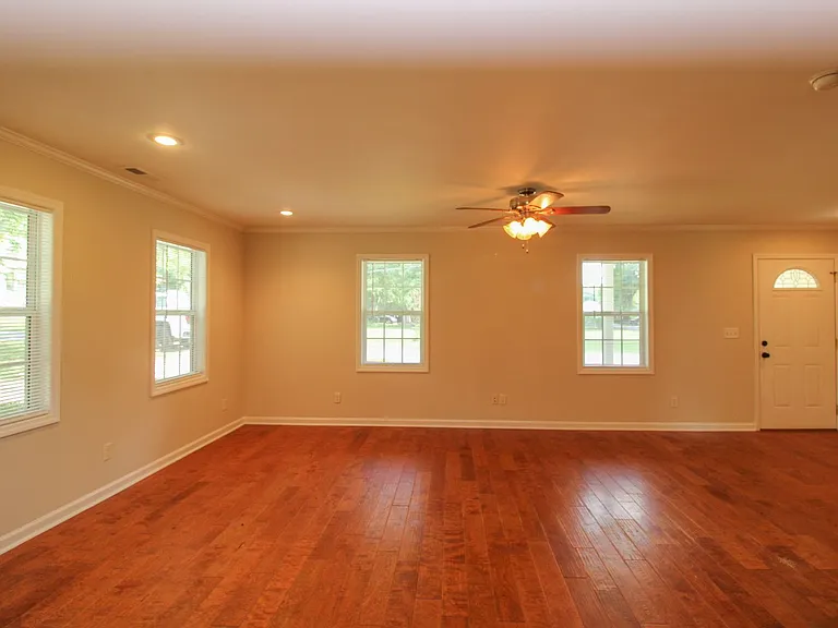 210 Wood St — Photo 9
