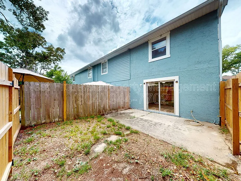 11406 Bedford Oaks Dr — Photo 20