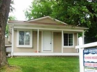 740 E Pike St, Pontiac, MI