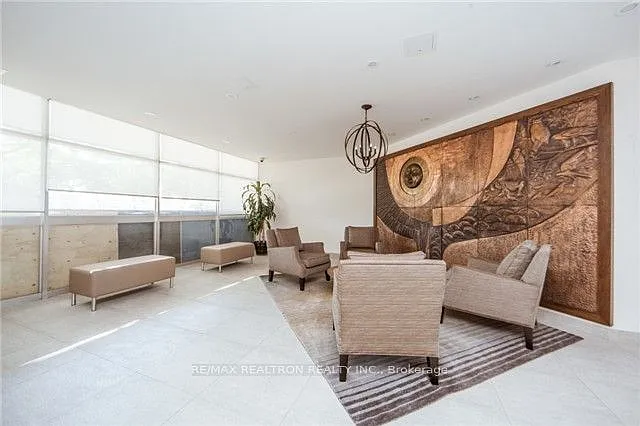 120 Dundalk Dr #606