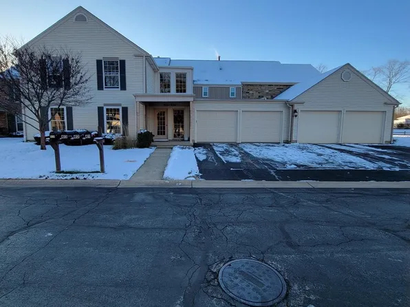 413 Dunham Place Cmns #413, Saint Charles, IL 60174