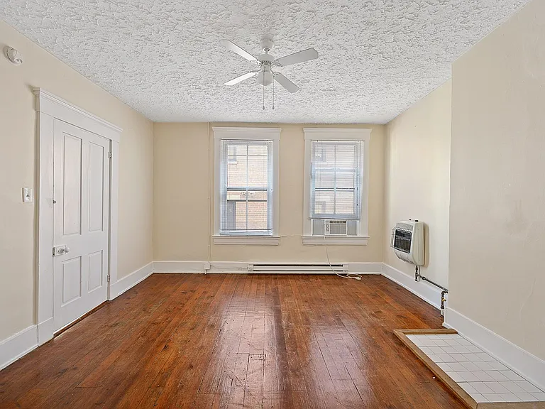 225 Orchard St — Photo 18