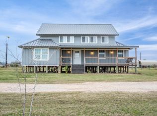 165 Sea Urchin Ln, Palacios, TX 77465