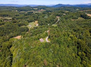 Bluegrass Rd, Roan mountain, TN 37687