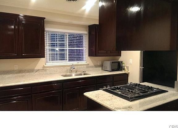 4th image of 13047 Macneil St