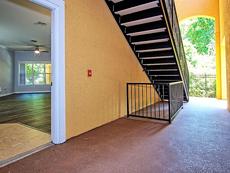 3615 Conroy Rd #612 — Photo 2