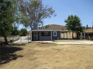 28584 Goetz Rd, Canyon Lake, CA 92587
