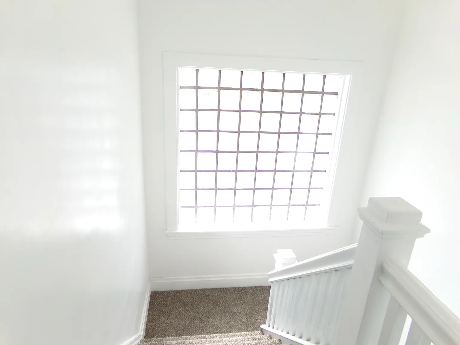 3 bed, 1500 sqft, $1,600 — Photo 2