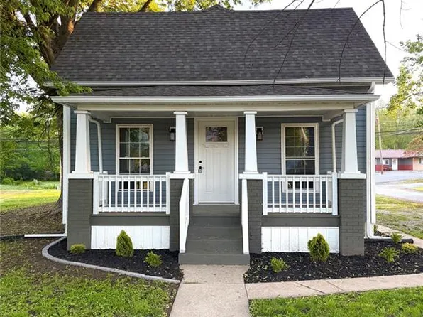 402 W Pine St, Percy, IL 62272
