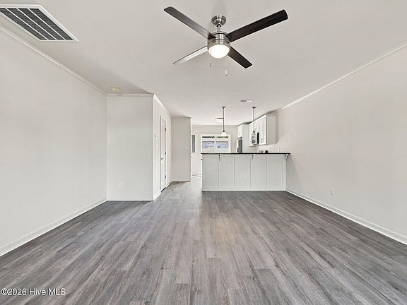 4th image of 396 Boyington Place Road