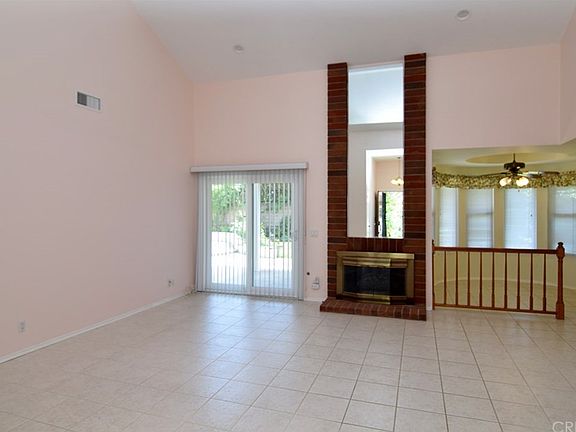 5th image of 23610 Elkwood St