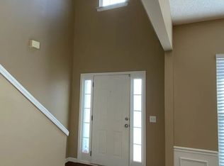 102 Innisbrook Ln, Simpsonville, SC 29681