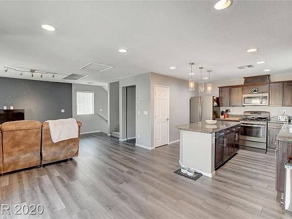 4th image of 10725 Fenway Park Ave