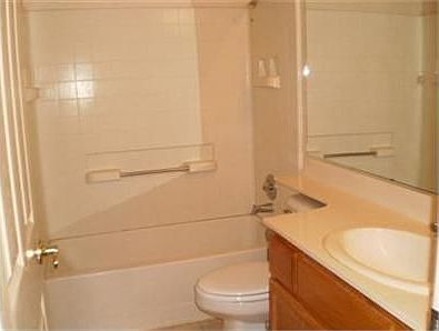 5th image of 3689 Whispering Creek Cir