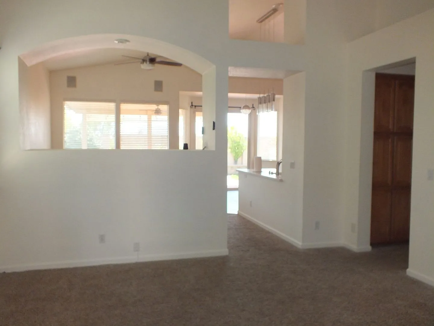 3/2 Folsom Broadstone Village with outdoor BBQ / entertainment area — Photo 3