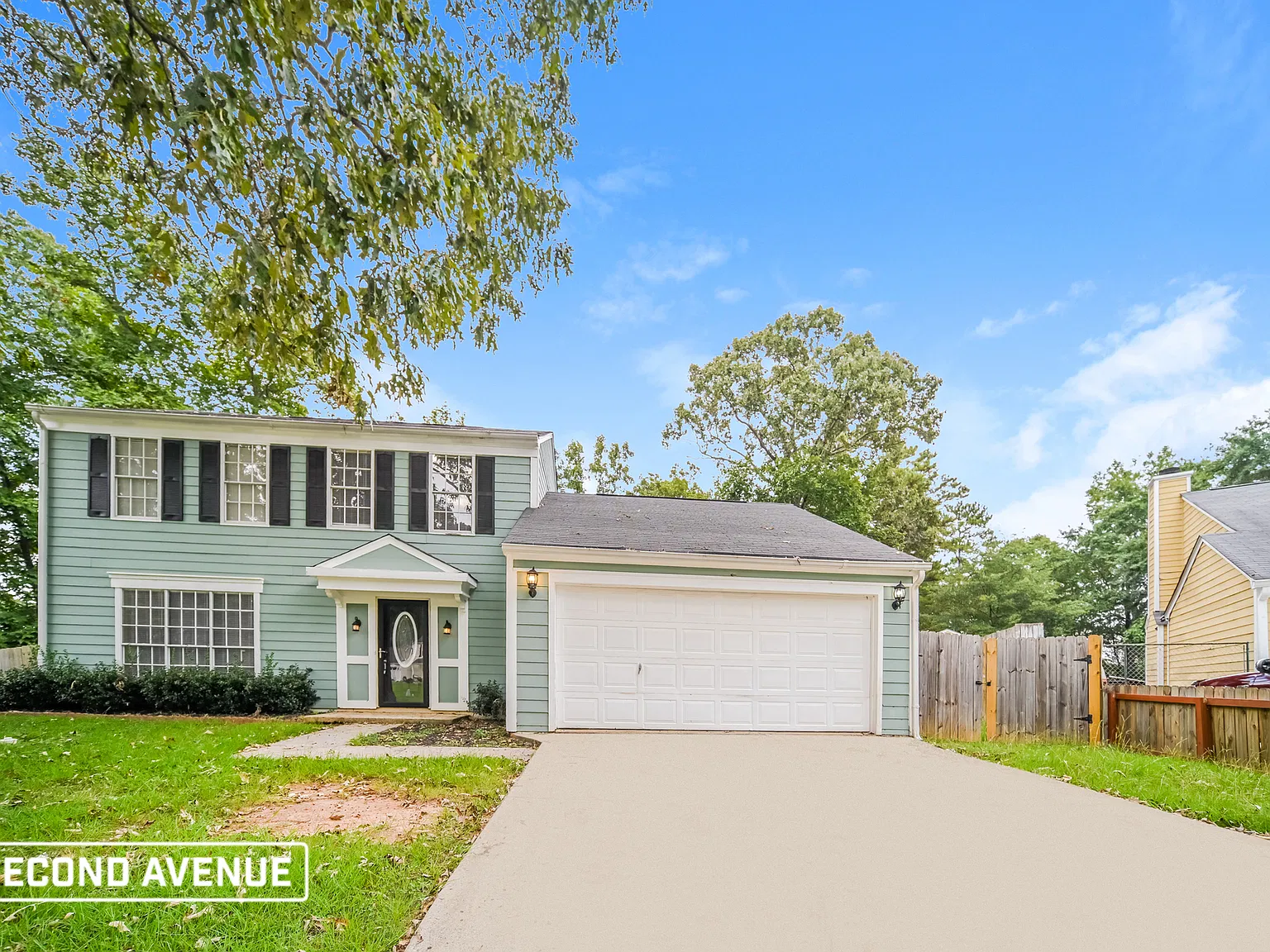 3 bed, 3.0 bath, 1642 sqft, $1,949 — Photo 1