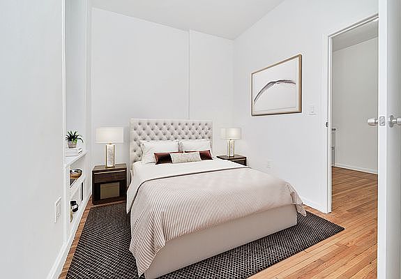 2nd image of 326 E 74th St APT 17