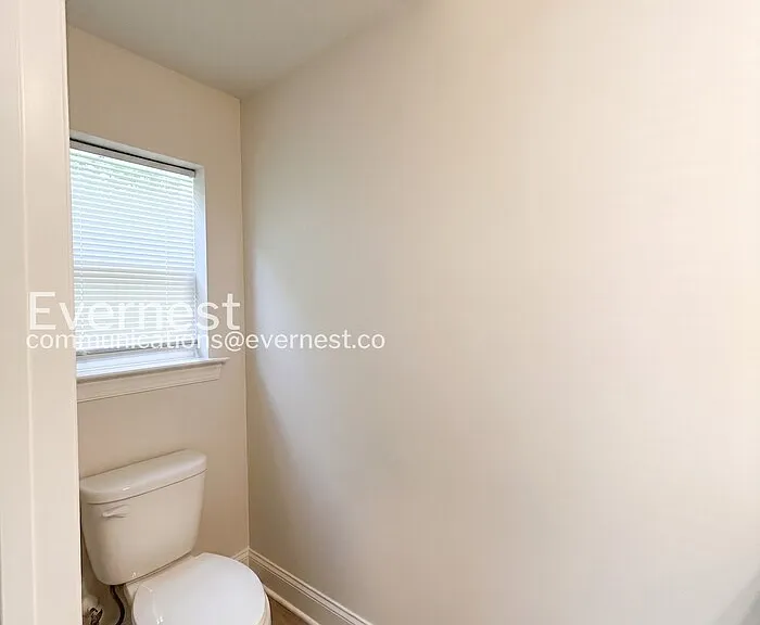 106 Elwood St — Photo 16